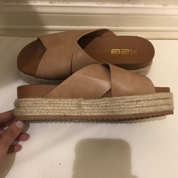 Cute Sandals🤎 - Picture 2 of 7